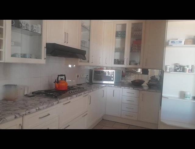 4 BEDROOM HOUSE FOR SALE IN WELGELEGEN